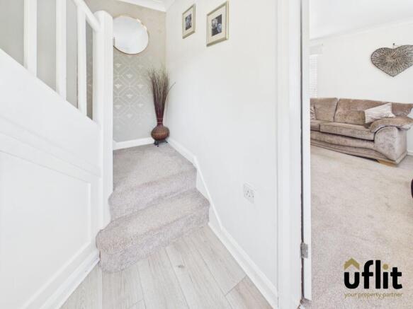 2 bed Semi-Detached for sale Image 5