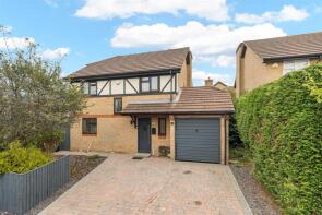 1, Greenfields, Hailsham BN27 3UL