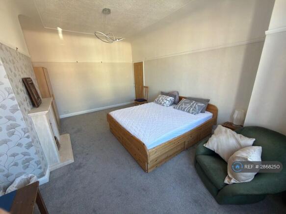Bedroom2
