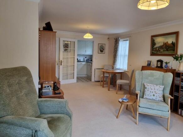 Flat 17