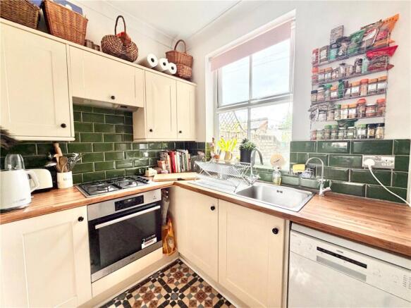 2 bed Terraced for sale Image 6