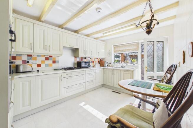 3 bed Detached Bungalow for sale Image 8