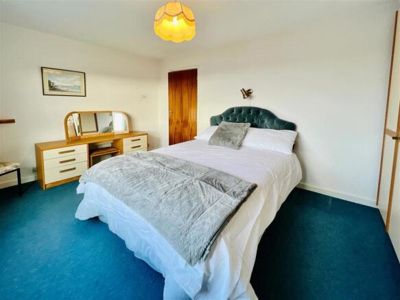 28 Lakes Road 14.JPG
