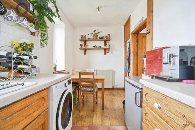 2 bed Terraced for sale Image 8