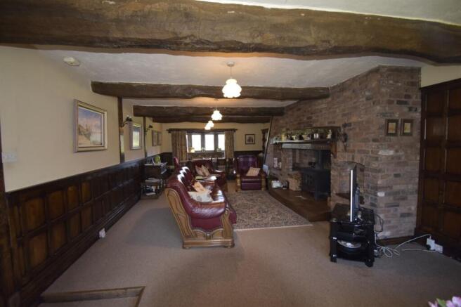 Sitting/Dining Room