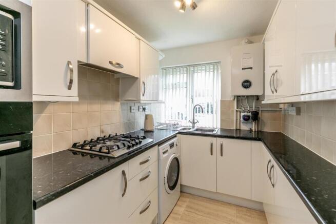 Charlton Mead Court, Brentry Kitchen.jpg