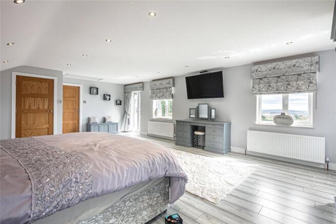 Higher Stubbin, Rotherham, South Yorkshire, S62 photo 4