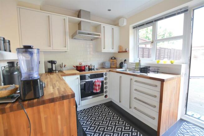 Kitchen.JPG
