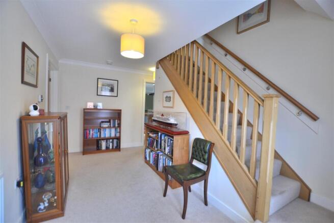 Entrance Hall 1.JPG