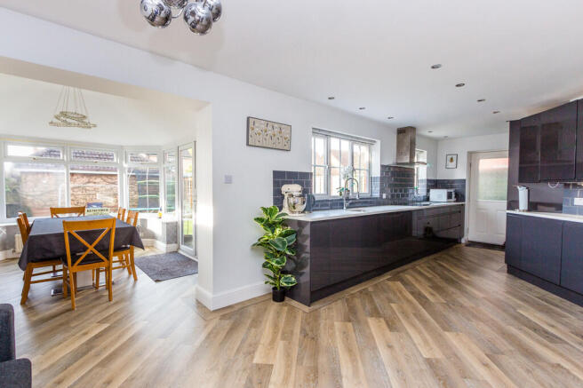 Kitchen/Dining Ro...