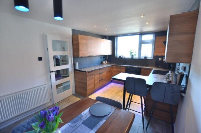 Fitted Dining Kitchen