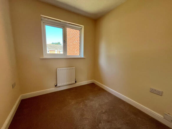 3 bed Terraced for sale Image 8