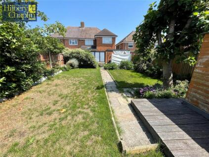 Eastern Avenue, Aveley, Thurrock, RM15
