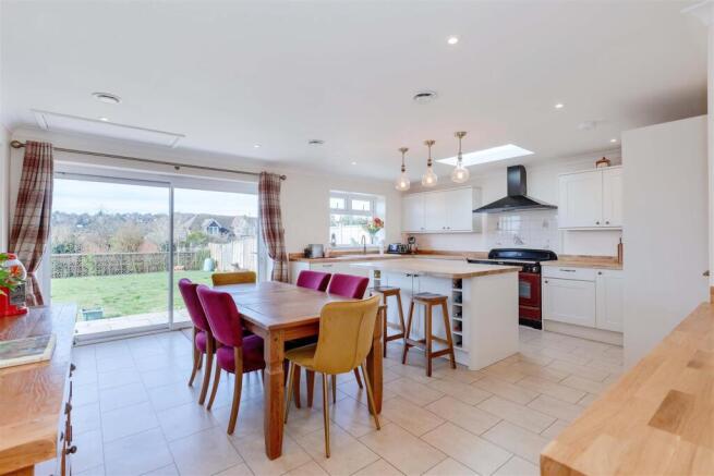 Shepherds Mead_5.jpg