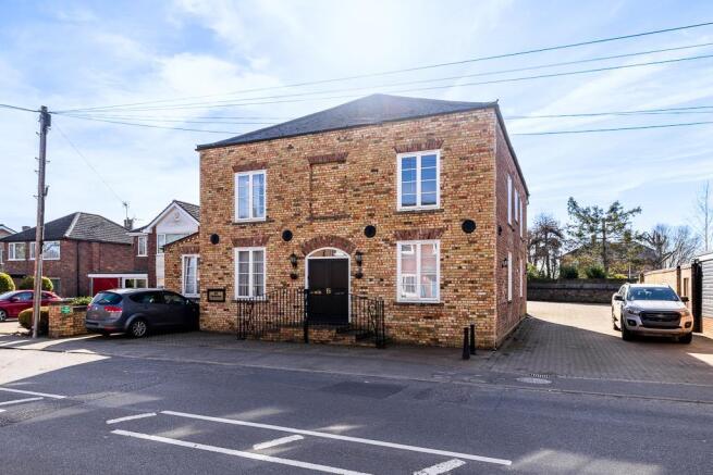 62A High Street (Gosberton)-1.jpg
