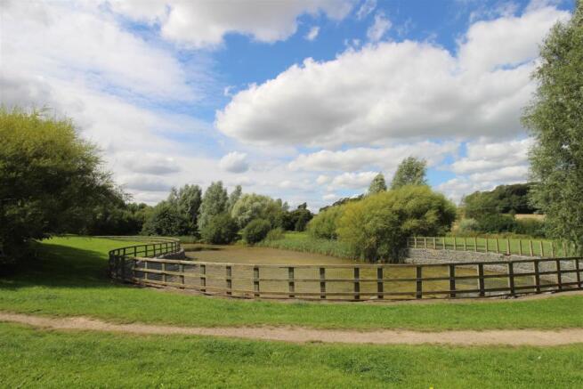 Lang Farm, Daventry
