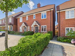 60, Kensett Avenue, Horsham RH13 9FF