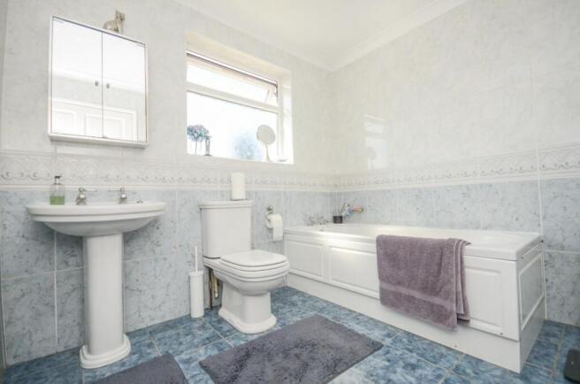 Bathroom.jpg