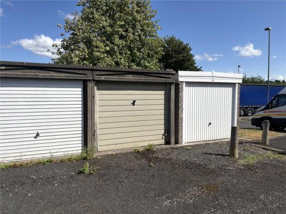 2 bed Semi-Detached Bungalow for sale Image 12