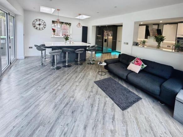 Kitchen/Breakfast/Family Room