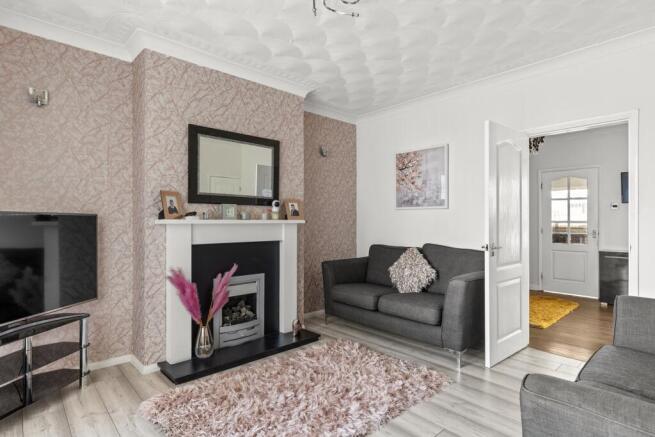 3 bed Semi-Detached for sale Image 5