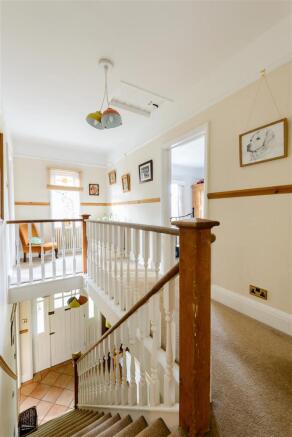 8271734-interior18.j