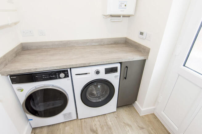 Kitchen/Dining/Li...