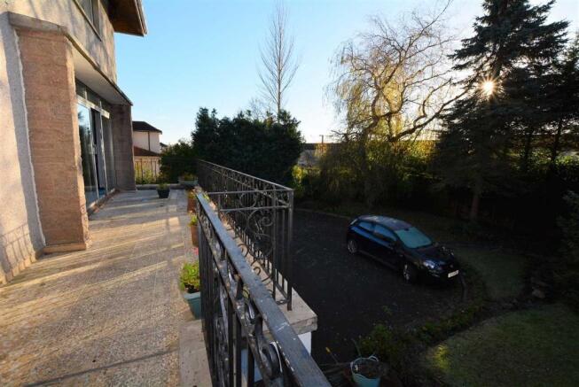 SUN TERRACE