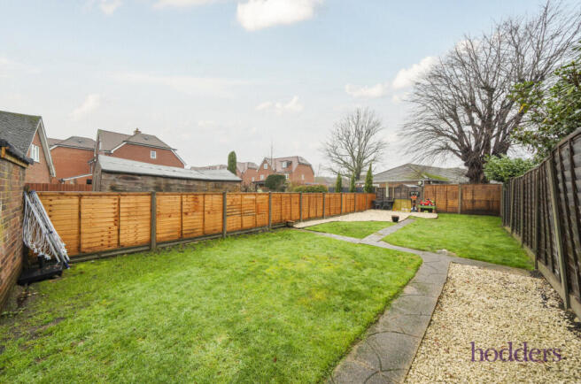 dcc89e03-8a43-493...