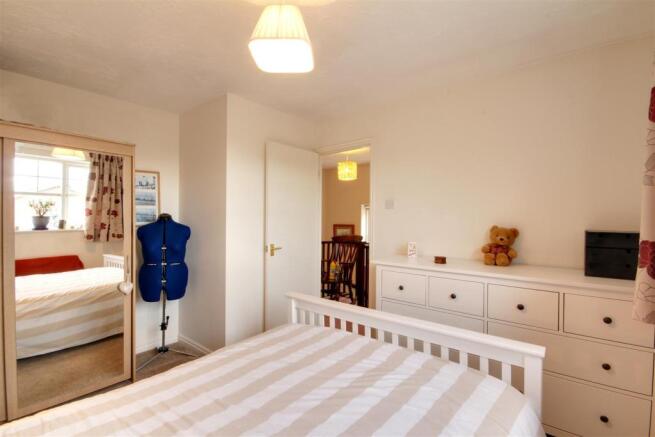 Front bed 1.jpg
