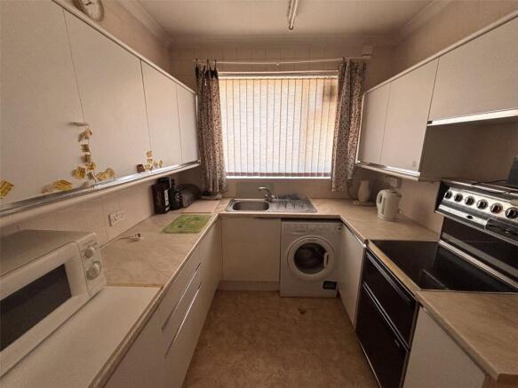 York Road, Leeds, West Yorkshire, LS14 photo 4