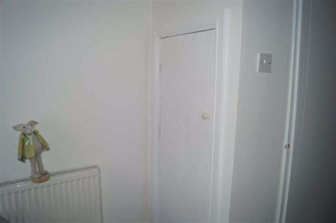 BEDROOM 2 (FRONT)