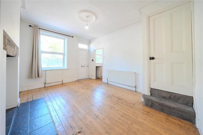 2 bed Terraced for sale Image 2