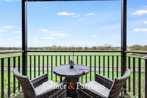 Eglinton Drive, Chelmer Village, Chelmsford, Essex, CM2