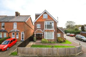 Flat 2, Parkside, Alexandra Road, Heathfield TN21 8EB