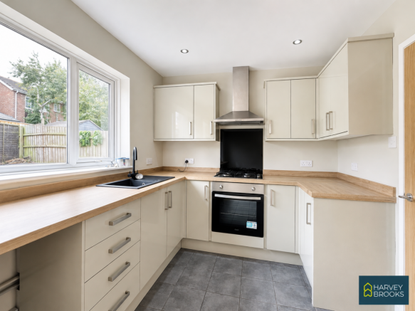3 bed Detached for sale Image 6