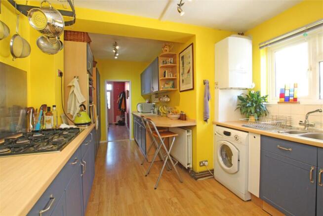 8NR - Kitchen 3.jpg