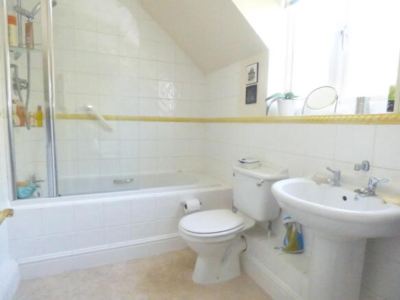 en suite bathroom