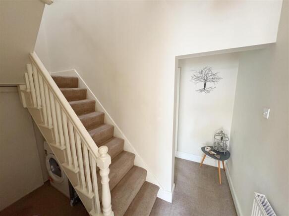 Hallway and stairs (1).jpg