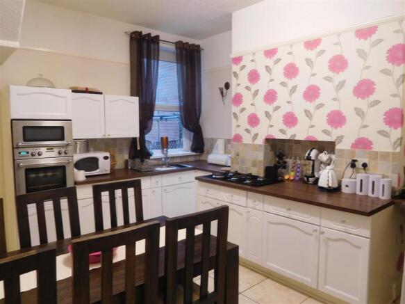 Kitchen/Breakfast Ro