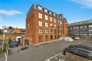 15, Pembury Apartments, Fairfield Road, Brentwood CM14 4GS