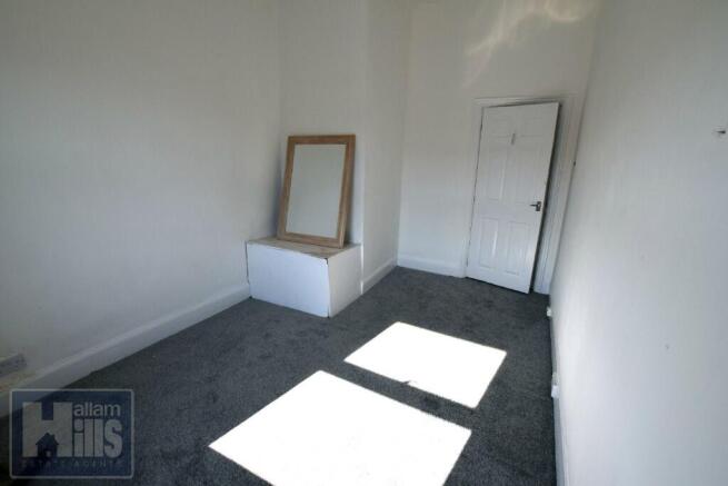 2 bed Flat to rent Image 6