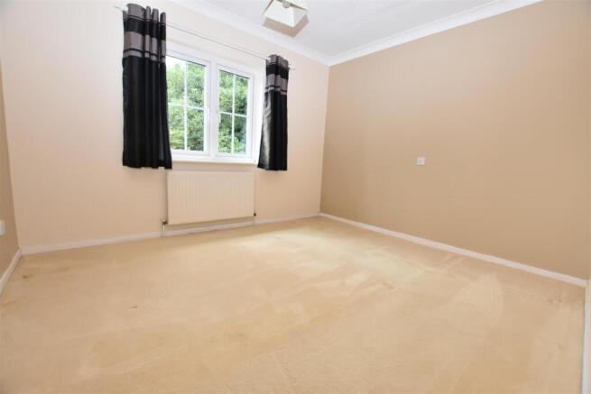 Holkham Avenue, South Woodham Ferrers photo 4