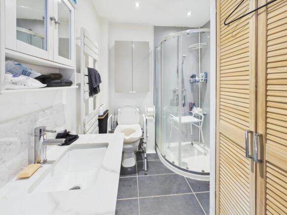 Annex Bathroom