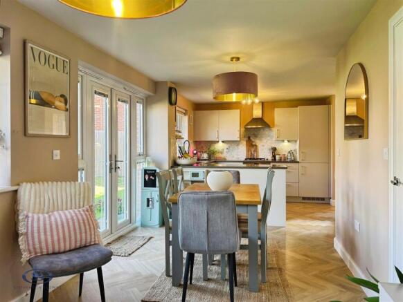 Larch Place, Congleton photo 2