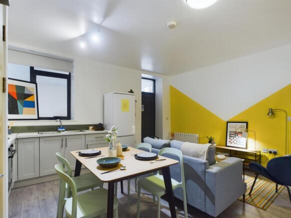 A spacious and inviting large modern living roo...