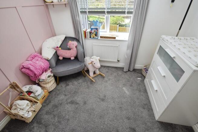 3 bed Semi-Detached for sale Image 9