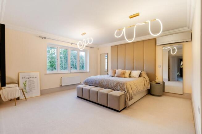 Chorley House 327...