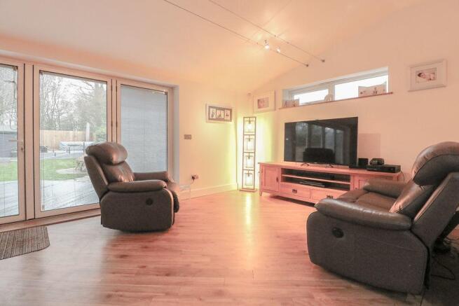 Kitchen / Dining / Family room