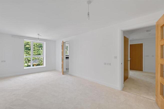 16-4afc86776 - WB - MCSR - 21 Birch Place - 036-me